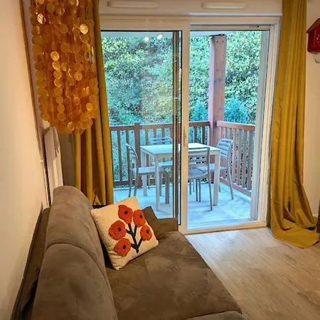 T2 Chaleureux St Lary Village Lägenhet